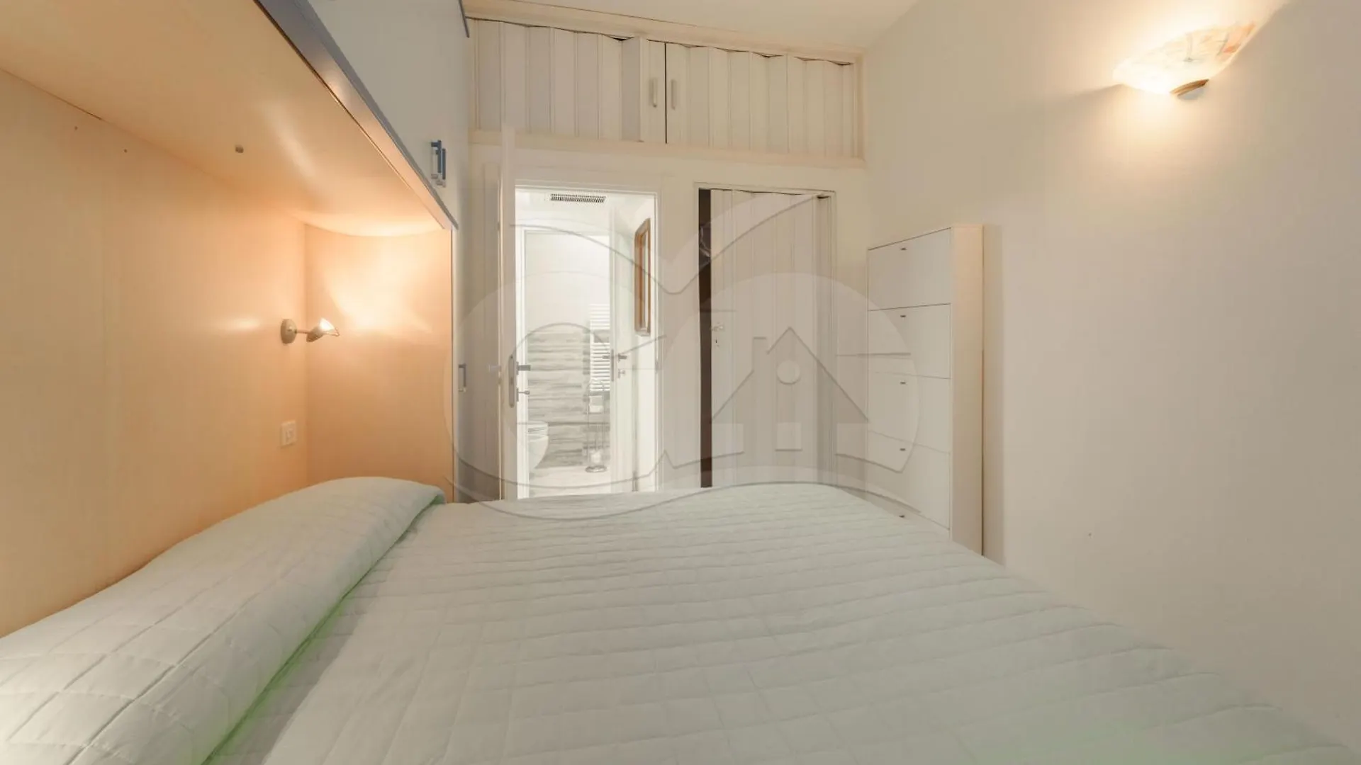 Apartment Appartamenti Malaga - Goelba Porto Azzurro Italy